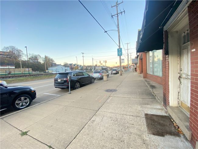 313 W Main St, Home with 0 bedrooms, 0 bathrooms and 4 parking in Carnegie PA | Image 40