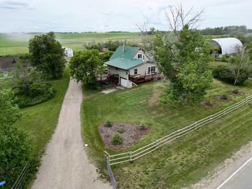 305076 Range Road 254, Linden, AB, T0M1J0 | Card Image