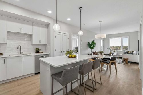 404-655 Shawnee Sq Sw, Calgary, AB, T2Y1E3 | Card Image