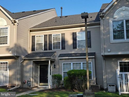 1302-1302 Black Walnut Dr, PHOENIXVILLE, PA, 19460-4853 | Card Image