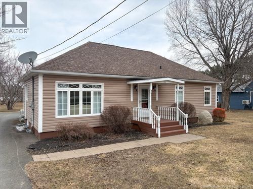 180 Houlton Rd, Woodstock, NB, E7M1Z1 | Card Image