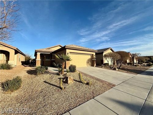 3352 Hackney Horse Ct, Las Vegas, NV, 89122-3498 | Card Image