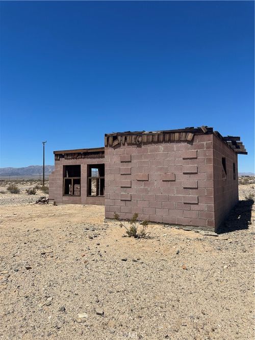 1234 Indian Trl, Twentynine Palms, CA, 92277 | Card Image