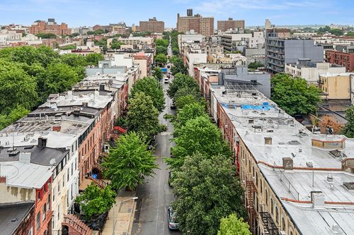 154 Pulaski St, Brooklyn, NY, 11206-7364 | Card Image