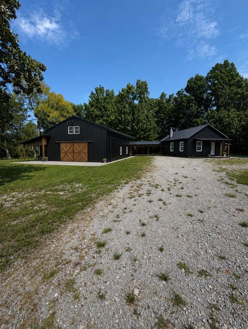 488 Lower Halls Mill Rd, Shelbyville, TN, 37160-6944 | Card Image