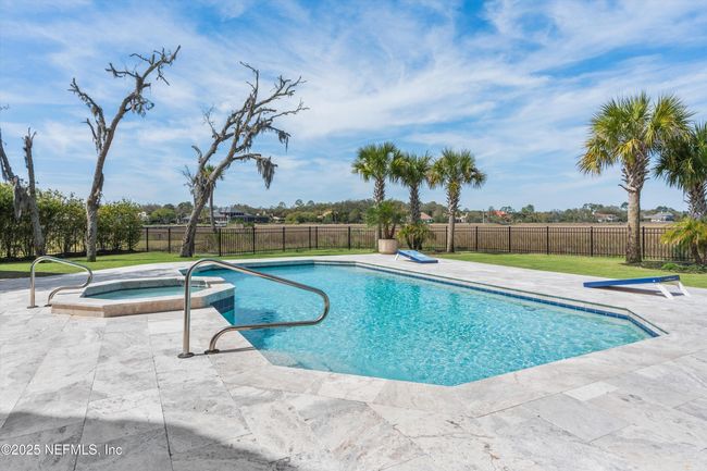 Heated Saltwater Pool | Image 67