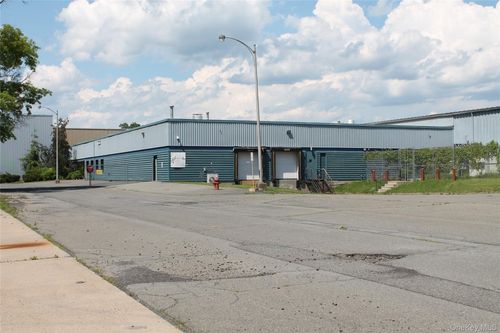1698-1680-1698 Enterprise Dr, Kingston, NY, 12401-7022 | Card Image