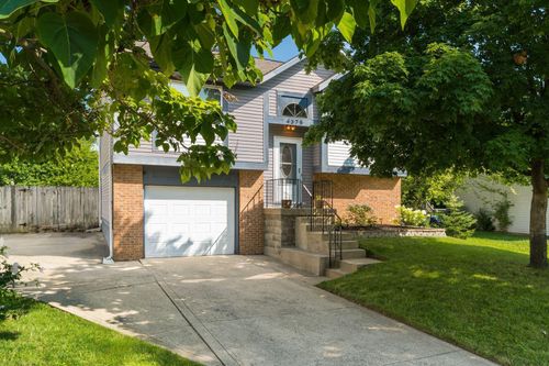 4375 Shirlene Dr, Grove City, OH, 43123-2958 | Card Image