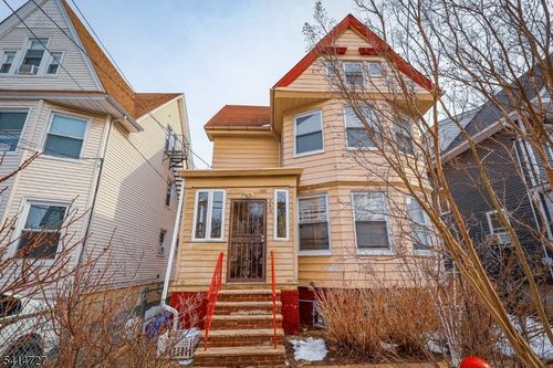 741 Highland Ave, Newark, NJ, 07104-2305 | Card Image