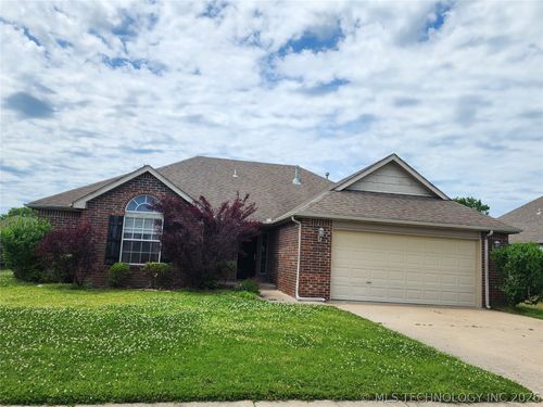 8908 N 153rd Eastavenue, Owasso, OK, 74055 | Card Image