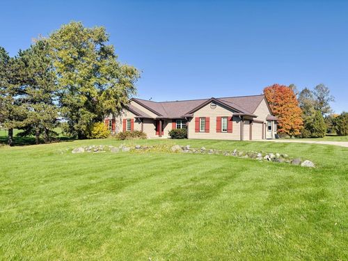 750 Century Court, Slinger, WI, 53086 | Card Image