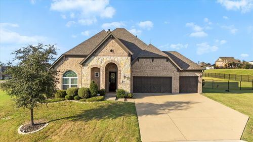 3930 Clear Water Ln, Nevada, TX, 75173-6244 | Card Image