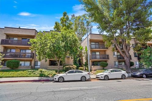 254f-22100 Burbank Blvd, Woodland Hills, CA, 91367-6810 | Card Image