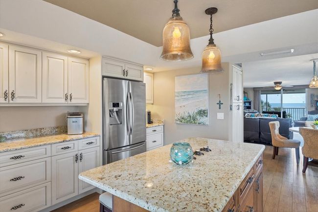 UNIT-408 - 4325 Gulf Of Mexico Dr, Condo with 2 bedrooms, 2 bathrooms and null parking in LONGBOAT KEY FL | Image 9