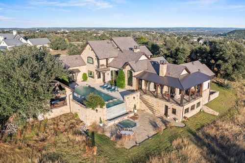 2328 Boot Ranch Cir, Fredericksburg, TX, 78624-0217 | Card Image