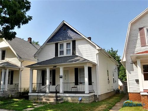 427 Everett St, Toledo, OH, 43608-2438 | Card Image