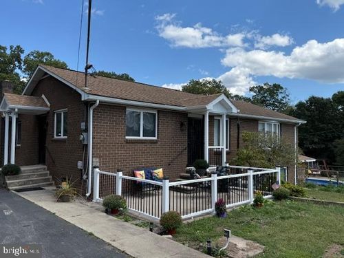 121 Spruce St, ASHLAND, PA, 17921-9536 | Card Image