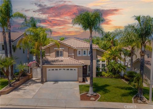 3420 New York, Corona, CA, 92882 | Card Image