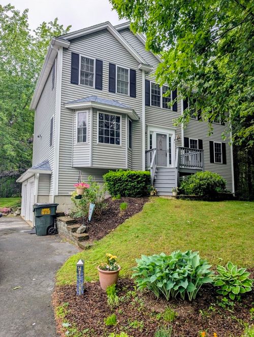 6 Marrissa Cir, Charlton, MA, 01507-1666 | Card Image