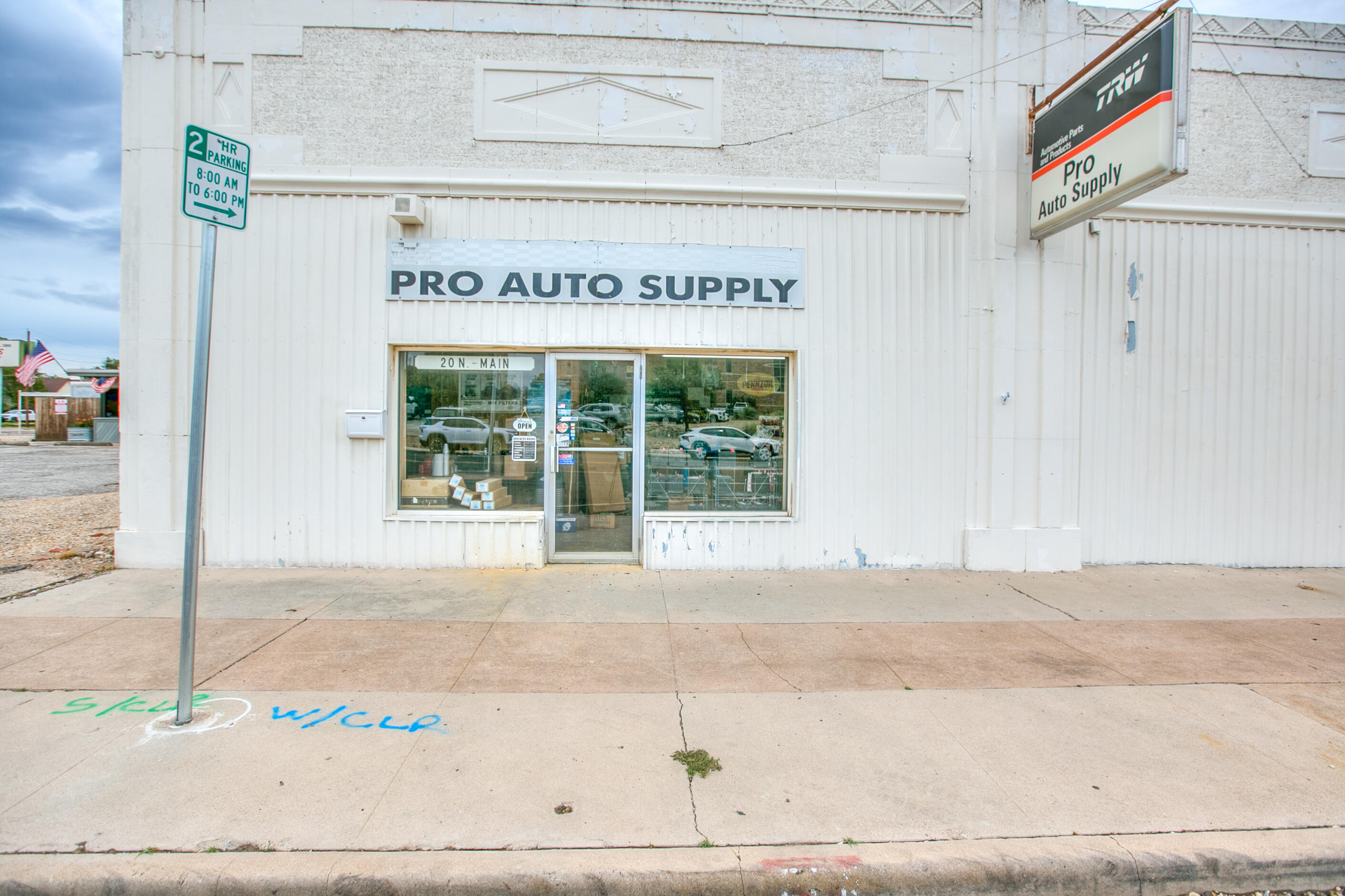 20 N Main St, San Angelo, TX 76903