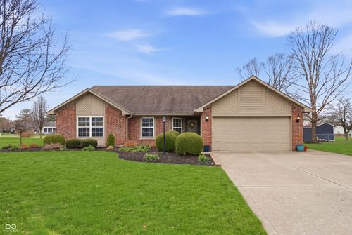159 Oxford Ave, Pendleton, IN, 46064-8723 | Card Image