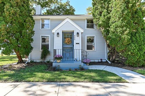 400 S 3rd Street, Waterford, WI, 53185 | Card Image