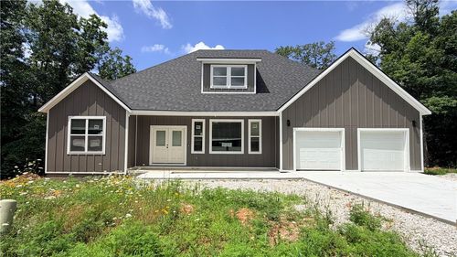15 Skipton Dr, Bella Vista, AR, 72714-2104 | Card Image