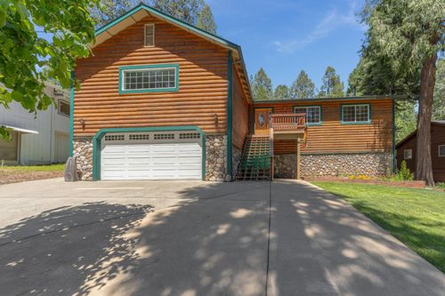 6221 Speckled Rd, Pollock Pines, CA, 95726-9014 | Card Image