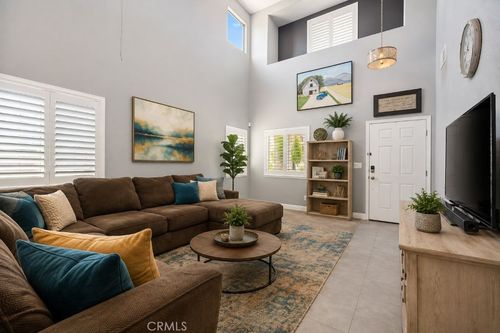 7005 Prelude Ln, Hughson, CA, 95326-9140 | Card Image