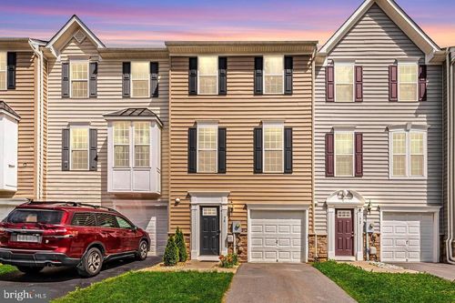 76 Norwood Dr, FALLING WATERS, WV, 25419-0060 | Card Image