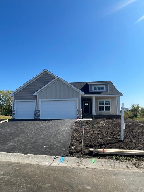 1772 Spruce St, Farmington, MN, 55024-1817 | Card Image
