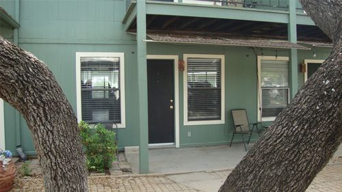 apt-3-20802 Bonanza St, Lago Vista, TX, 78645-5806 | Card Image