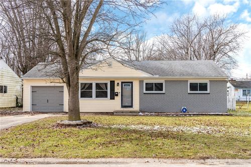 7 Rockleigh Ave, West Milton, OH, 45383-1421 | Card Image