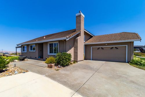 377 Duperu Drive, Crockett, CA, 94525 | Card Image