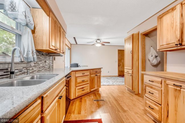 29 Circle Drive, House other with 2 bedrooms, 1 bathrooms and null parking in Circle Pines MN | Image 4