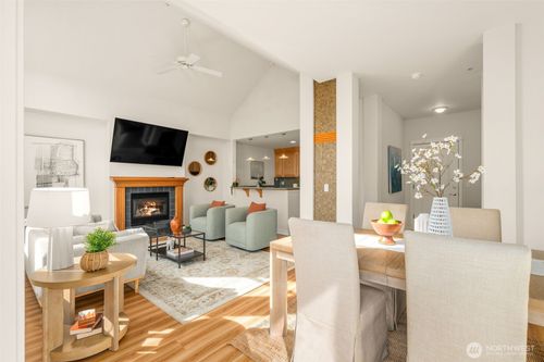 401-55 Williams Ave S, Renton, WA, 98057-2179 | Card Image