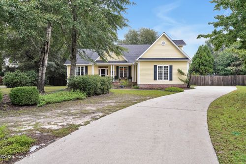 7907 Beaufort Ct, Wilmington, NC, 28411-8714 | Card Image