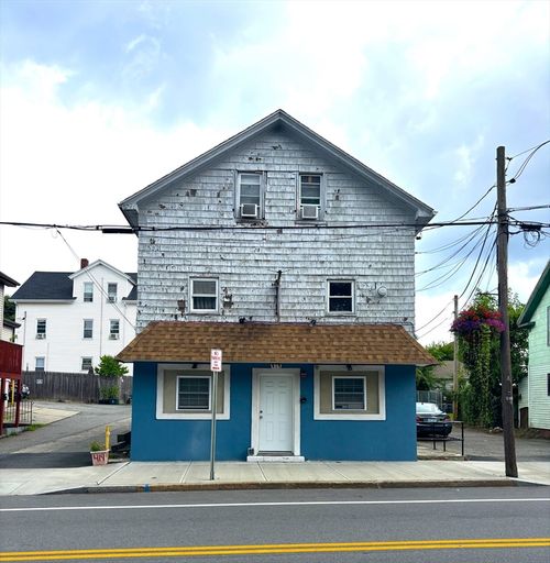 423-417 Broad St, Cumberland, RI, 02864-7868 | Card Image