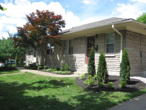 2215 Coburn Blvd, Lexington, KY, 40502-1304 | Card Image
