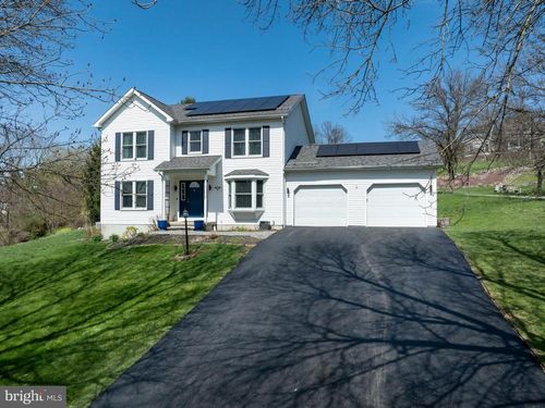 211 Baldwin St, LEMONT, PA, 16851-9075 | Card Image