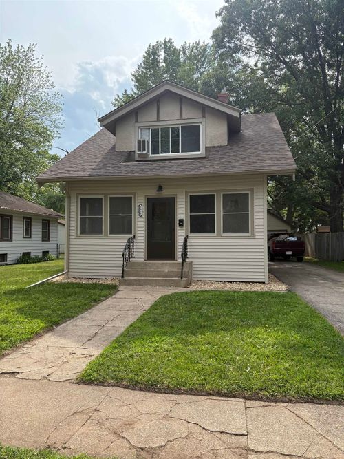 1916 Ridge Ave, Rockford, IL, 61103-4442 | Card Image