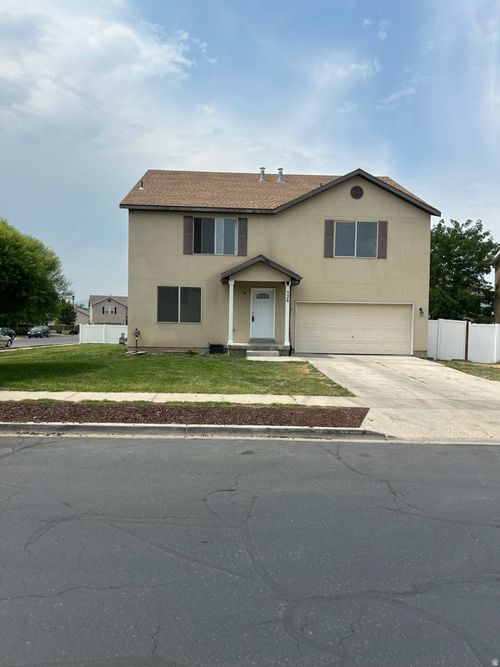 526 S 880 W, Spanish Fork, UT, 84660-5727 | Card Image