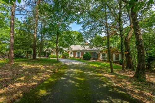 1613 Fairy Dell Trl, Lookout Mountain, GA, 30750-2614 | Card Image