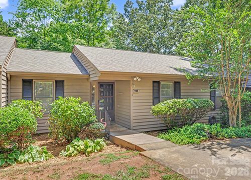 988 Cranberry Circle, Fort Mill, SC, 29715 | Card Image