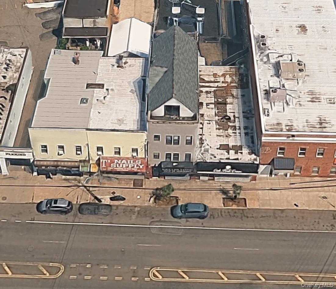 Commercial Sale in New York 3