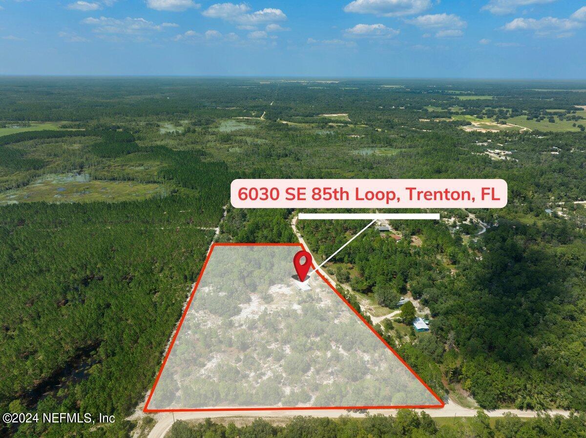 85th Loop, Trenton, FL 32693