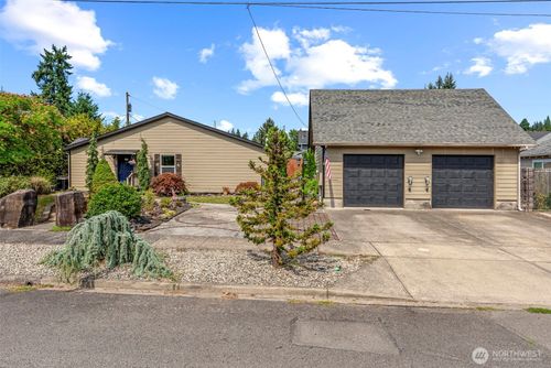 800 N 10th Avenue, Kelso, WA, 98626 | Card Image