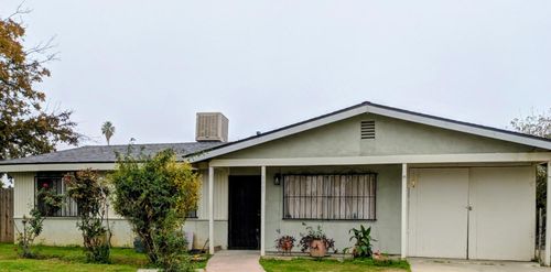 3607 Periwinkle Ct, Bakersfield, CA, 93307-2254 | Card Image