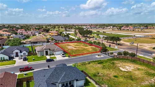 1613 Helen Dr, Weslaco, TX, 78596-0143 | Card Image