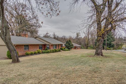 3201 E Maxwell Drive, Forest Park, OK, 73121 | Card Image